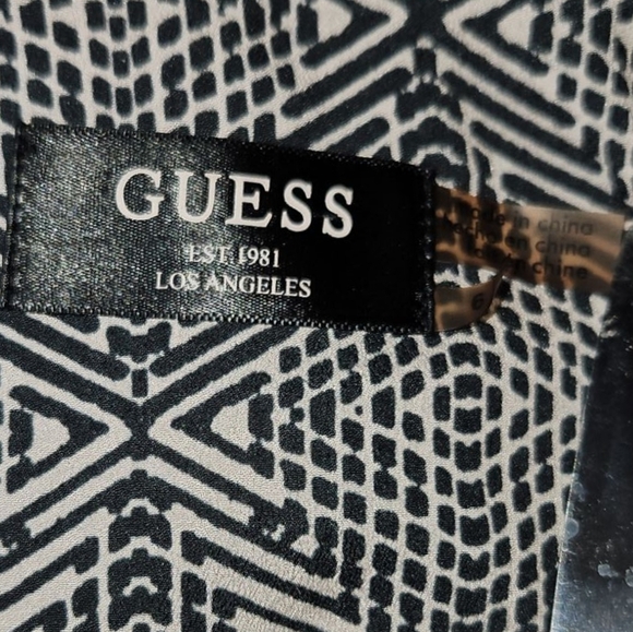 Guess Black & Cream Flutter Sleeve Mini Dress Size 6 - Picture 8 of 10